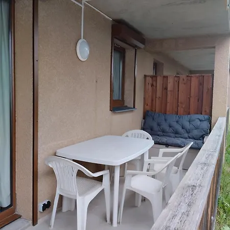 Entre Faune, Et Montagne Apartment *