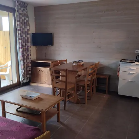 Apartment Entre Faune, Et Montagne *